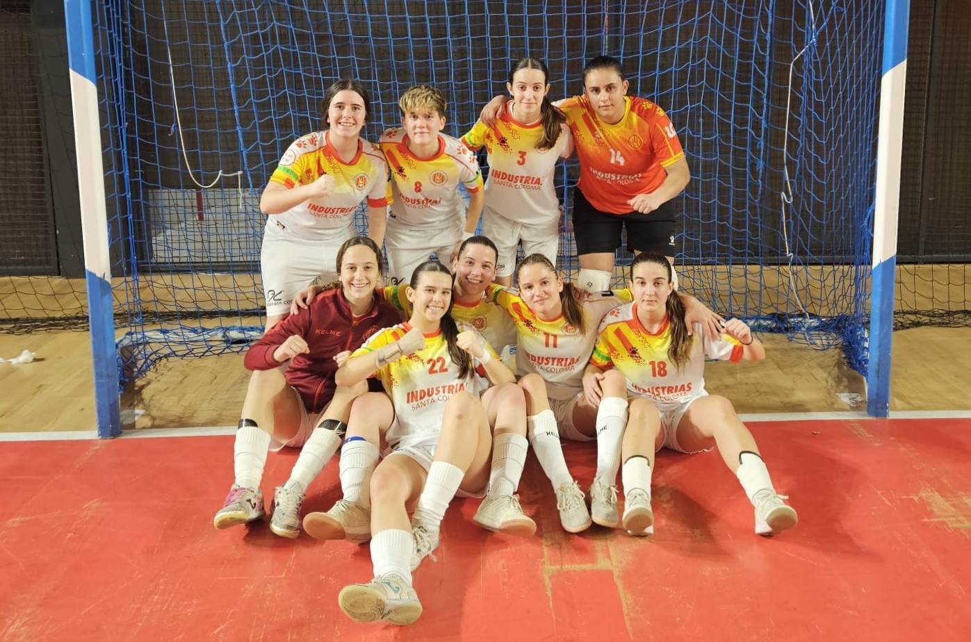 Golejada del femení i triomf a domicili del filial